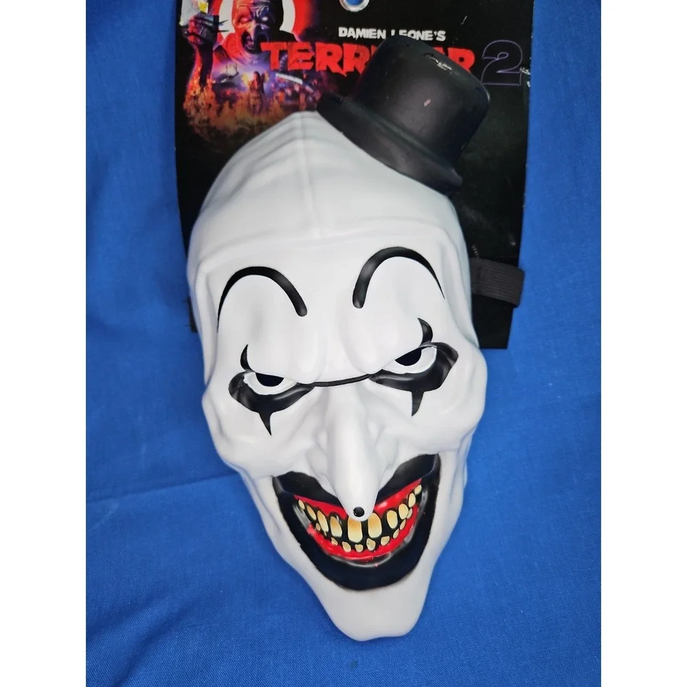 Terrifier 2 - Art the Clown Retro Mask /From Trick or Treat Studios Damien Leone
